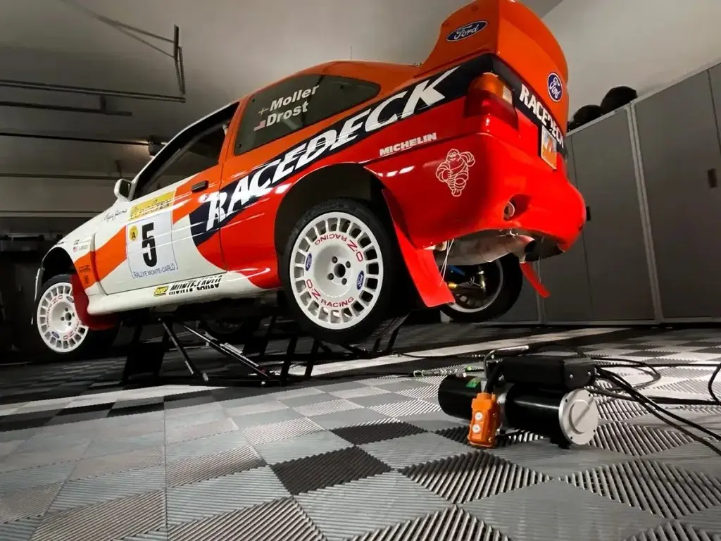 Garage Floor Tiles