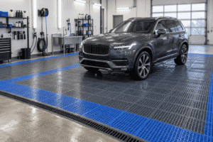 PP Grating Floor Tiles: Self-Draining Flooring for Garages and Car Wash Bays